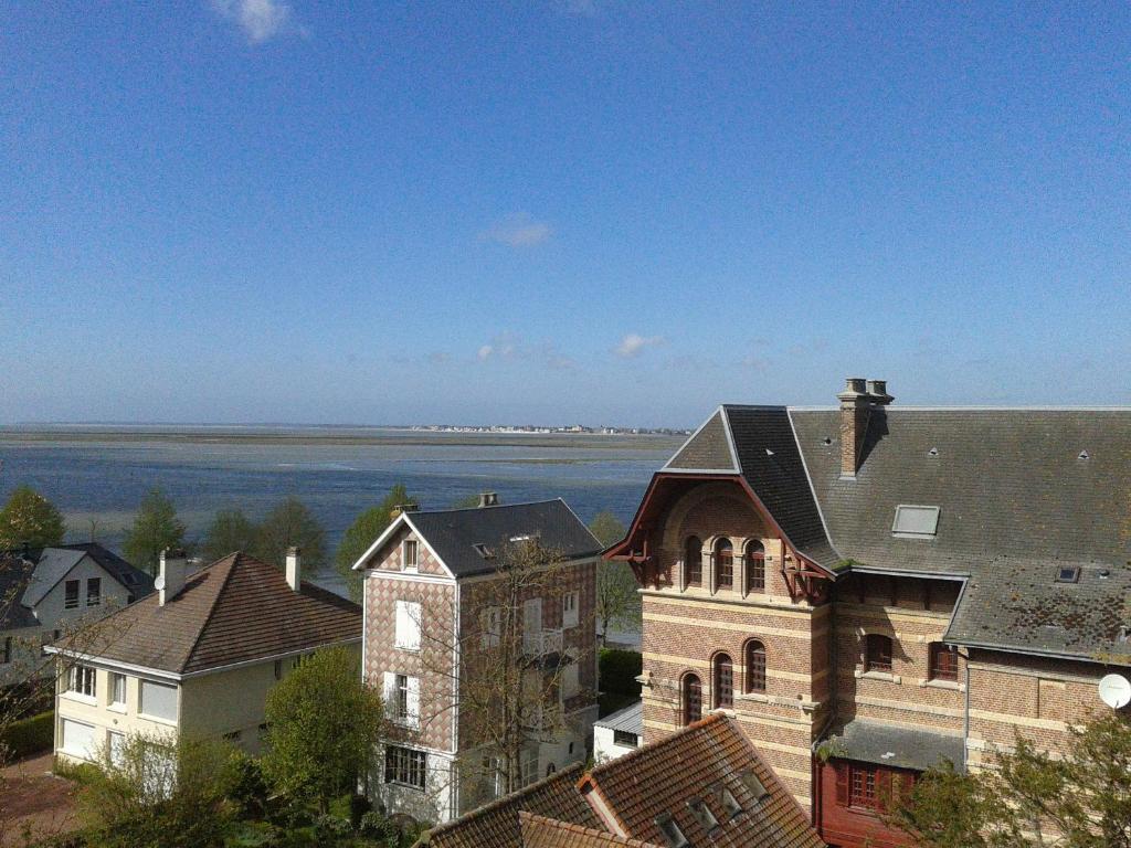 Hotel Du Port Et Des Bains Saint-Valery-sur-Somme Exterior photo